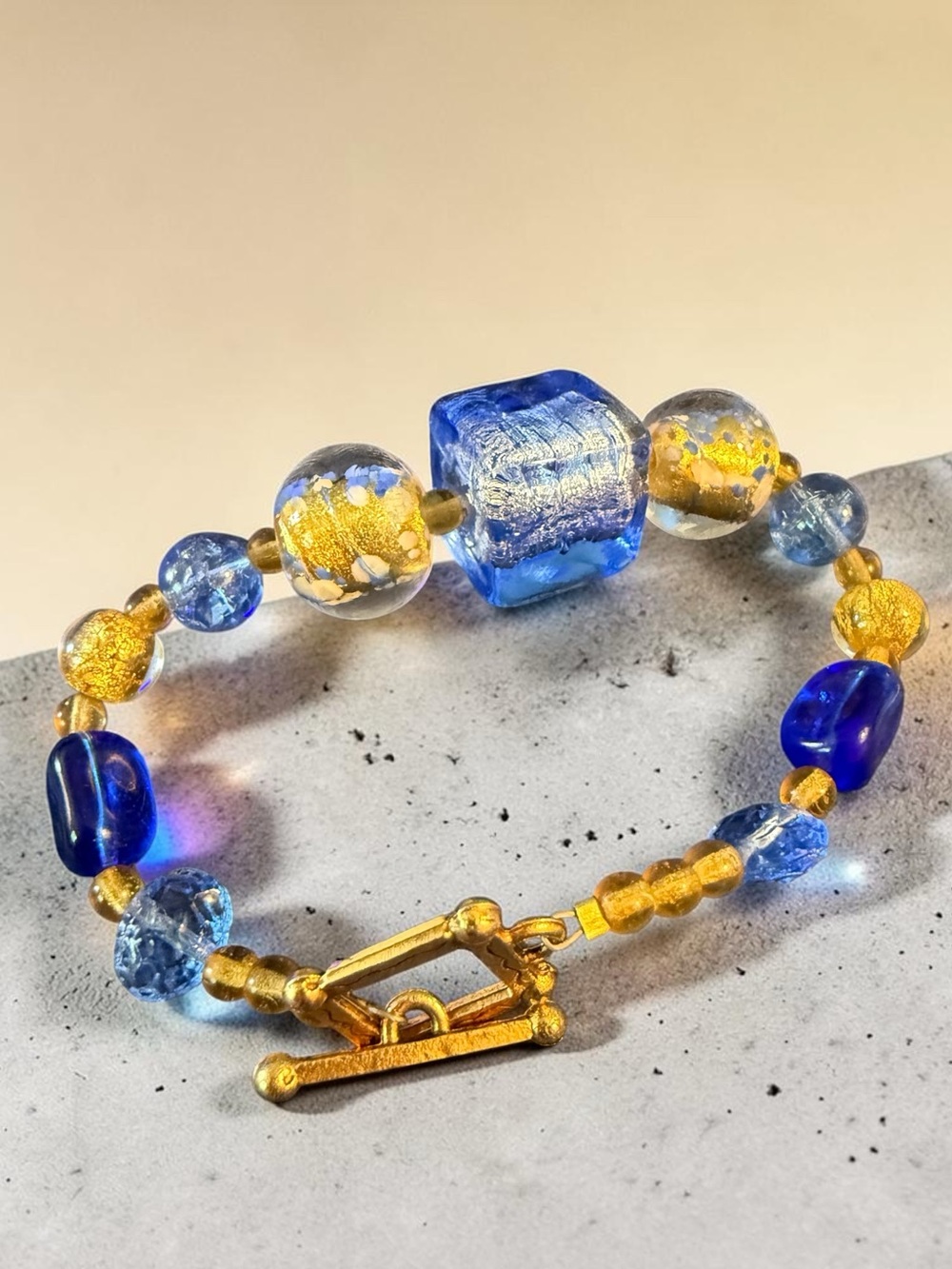 Artisan Murano Style Cobalt Blue & Gold Foil Art Glass Beaded Bracelet Toggle Cl